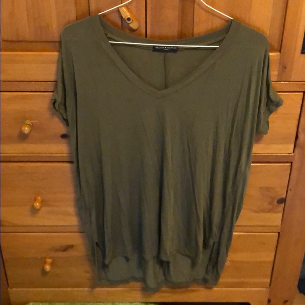 Loose fitting, long tee shirt